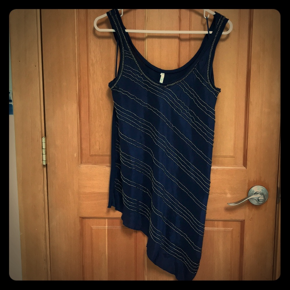 Willow & Clay navy and gold sleeveless tunic